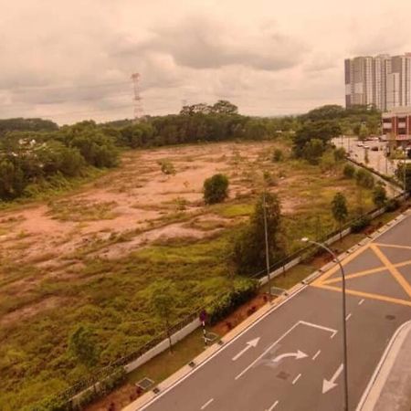 Hzb301-Selfcheck-In-Wi-Fi- Netflix- Parking- Pool-2 Bedroom- Klia, 7099 Sepang Bagian luar foto